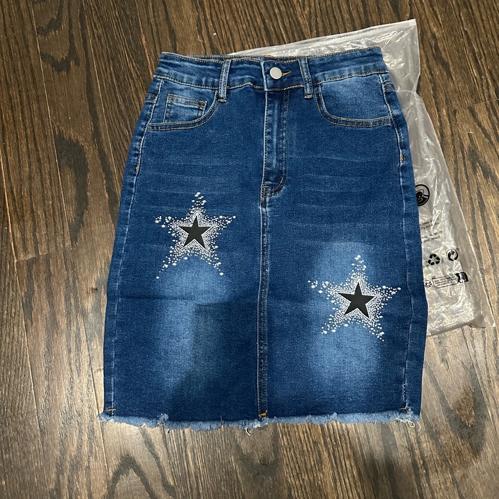 New with tag. Women’s Denim Skirt Size Small